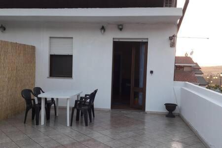 Andrea'S House Apartment Carbonia Exterior photo